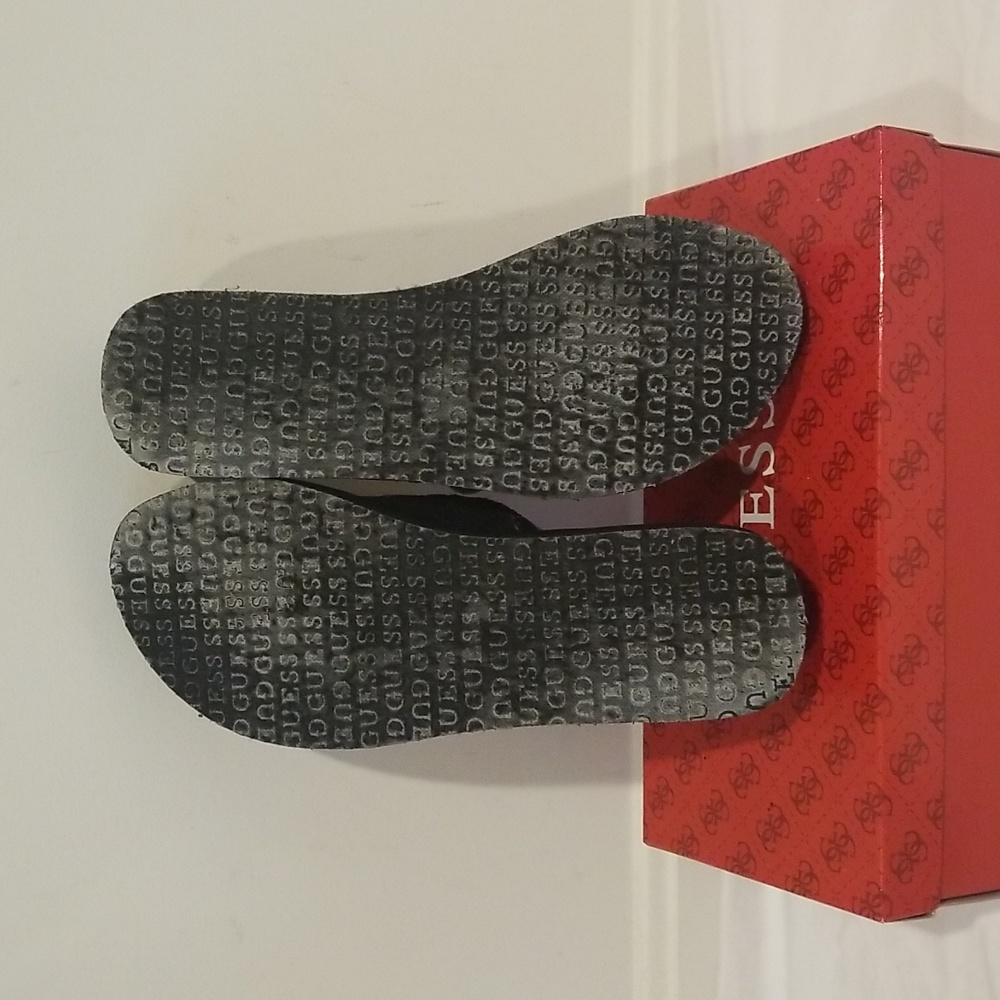 GUESS Black & Silver Multi Fabric Thong Flip-Flops - Picture 4 of 5